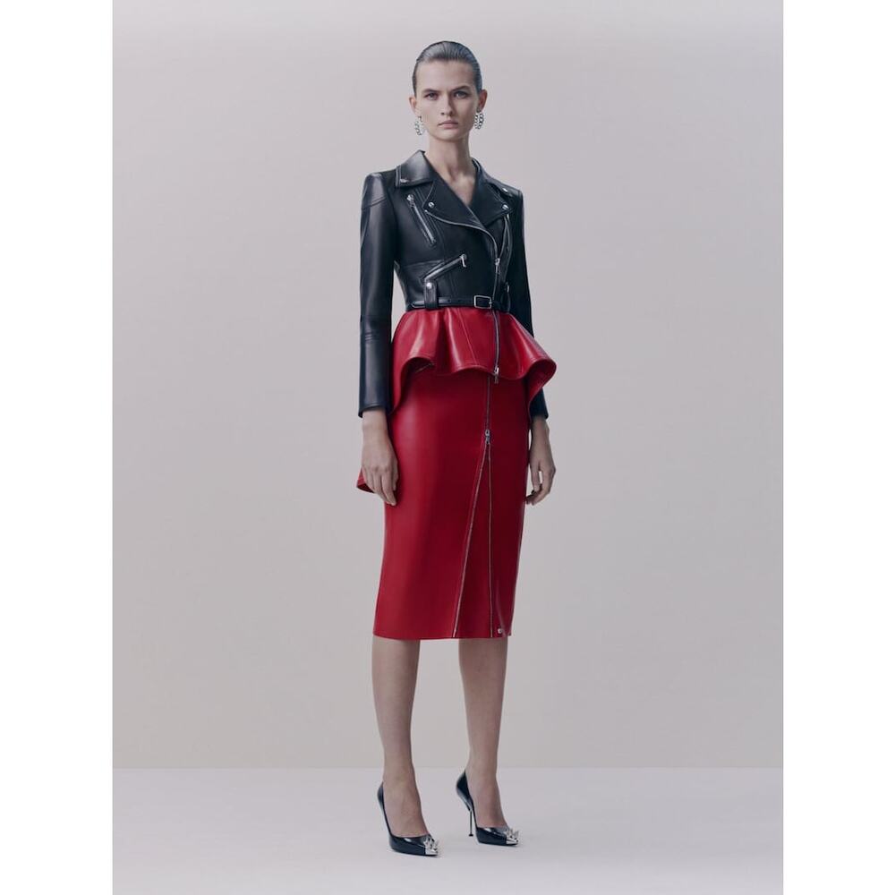 Alexander McQueen Zip-Embellished Leather Midi Skirt - Picture 9 of 16